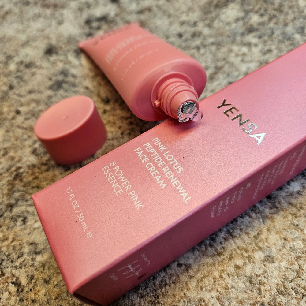 NEW Yensa pink lotus peptide renewal face cream
